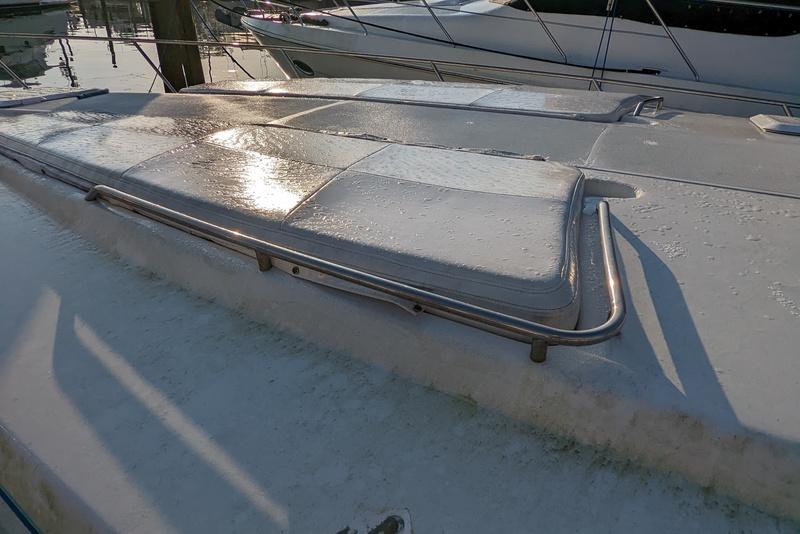 Hurricane Sundeck 2690 Boating World